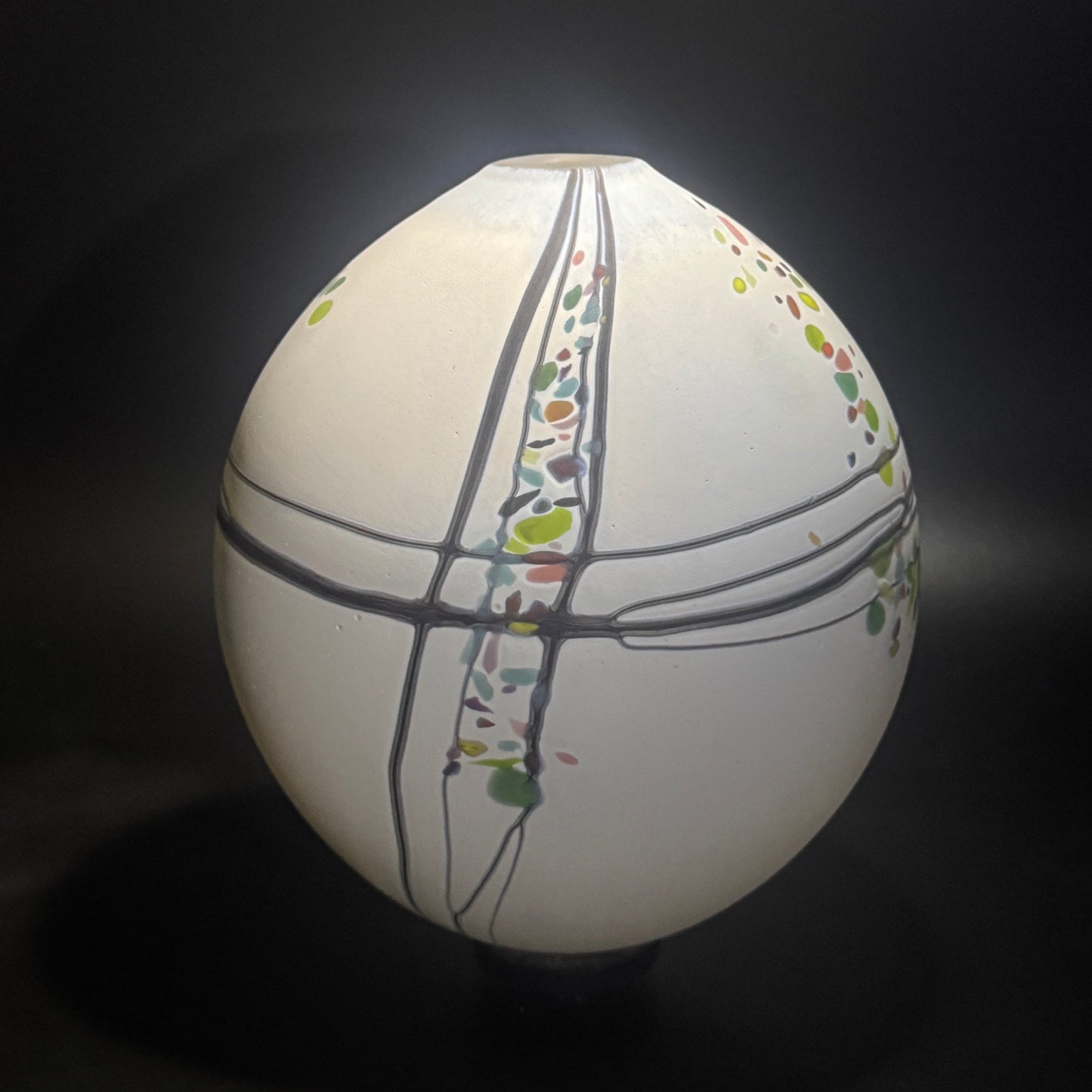 Pebble Medium Closed Vase 20358