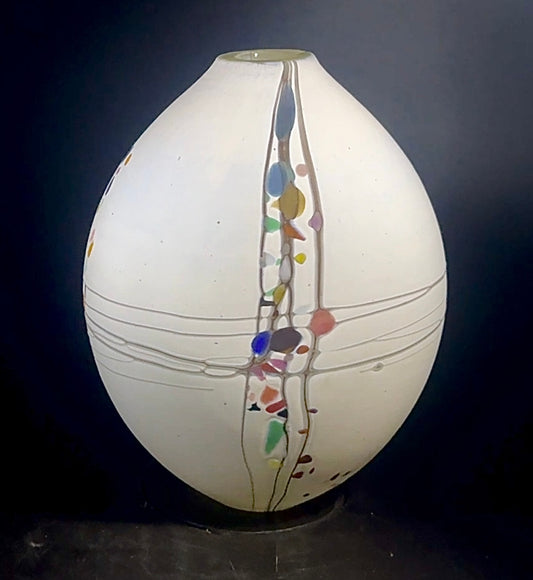 Pebble Small Closed Vase 19631