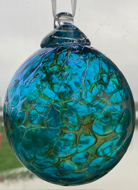 Aqua Lustre Bauble