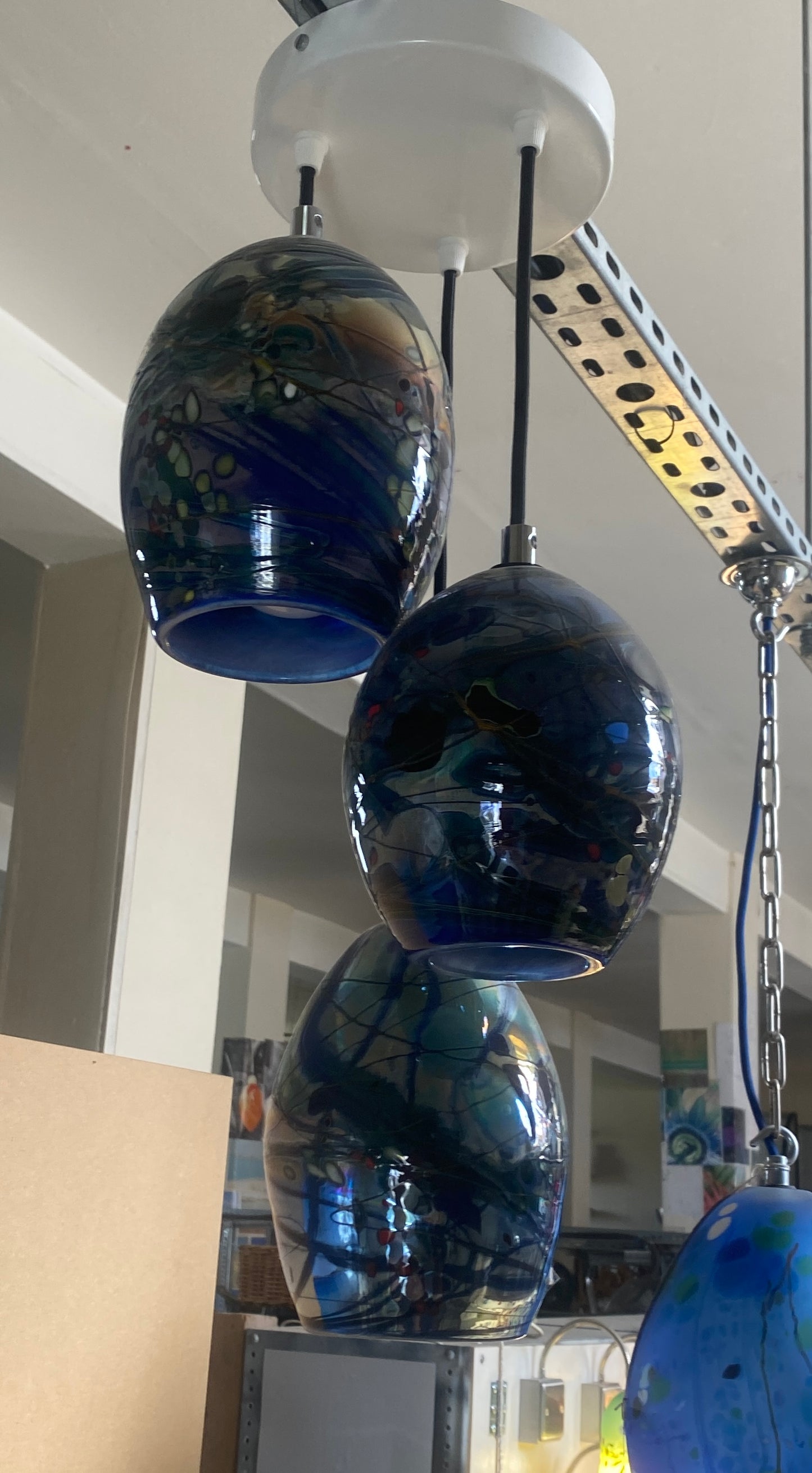 Lighting Special Blue Lustre Triple