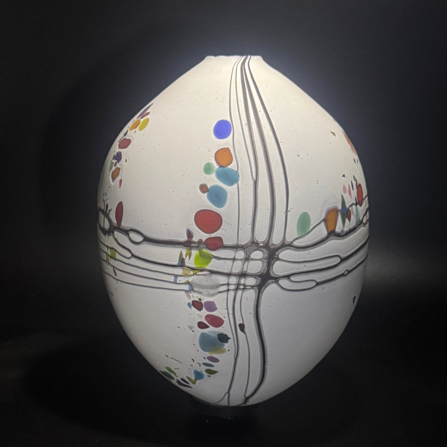 Pebble Medium Closed Vase 17918