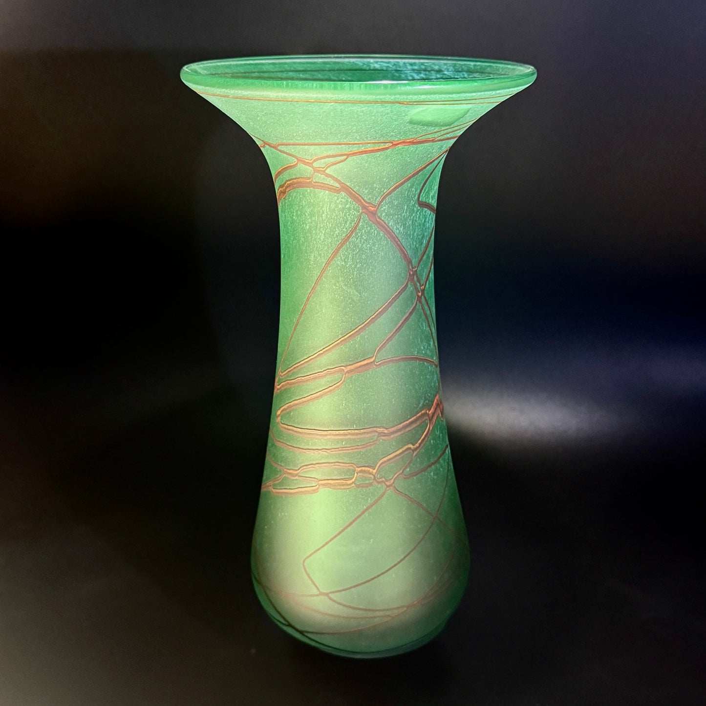 Random Trail Flower Vase 18434