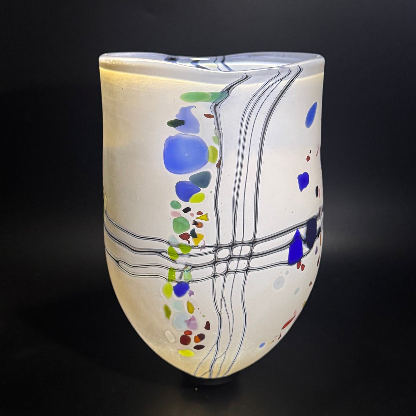 Pebble Medium Open Vase 20346